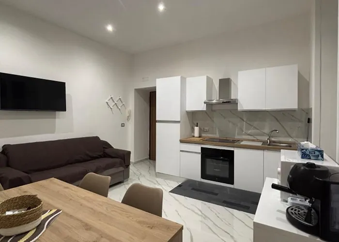 B&D House