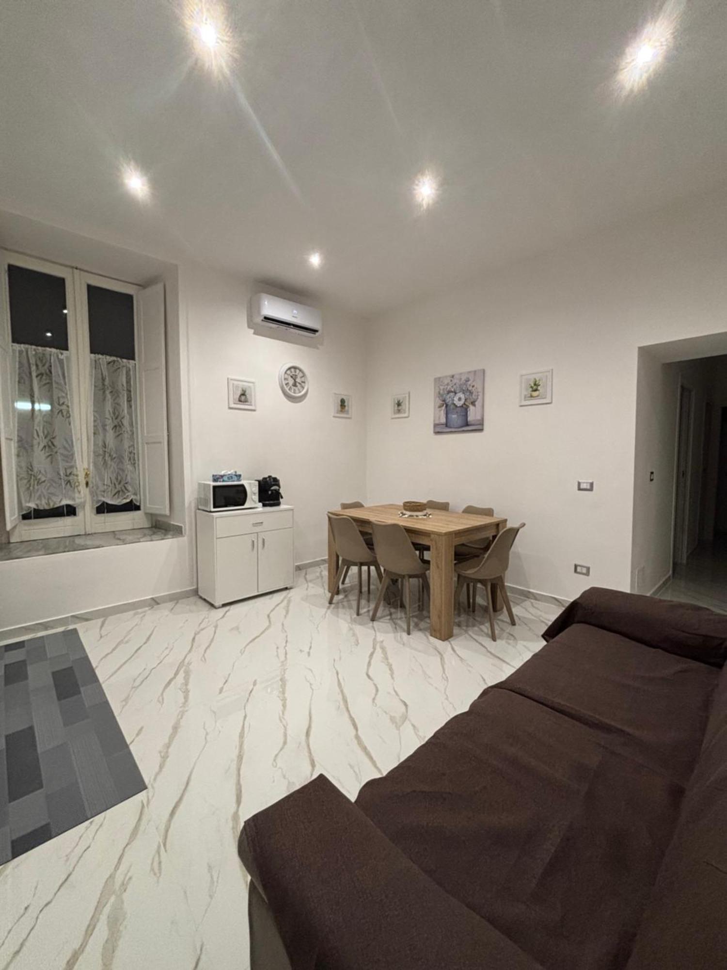 B&d House Appartement Napels